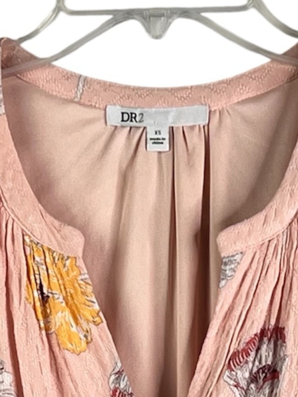 D2R PinK/Peach Floral Maxi Split V-Neck Multi-Tiered Dress Boho Style SZ XS - Picture 2 of 10
